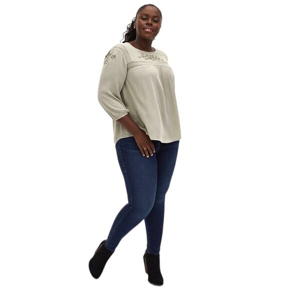 TORRID PLUS SIZE Long sleeve seagrass crinkle gauze embroidery blouse Size 4X - Picture 6 of 16